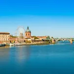 Апартаменты Ombre Bleue *